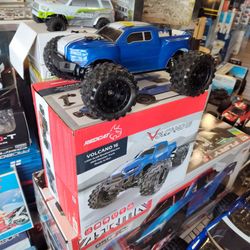 Redcat Volcano 16 RC Monster Truck