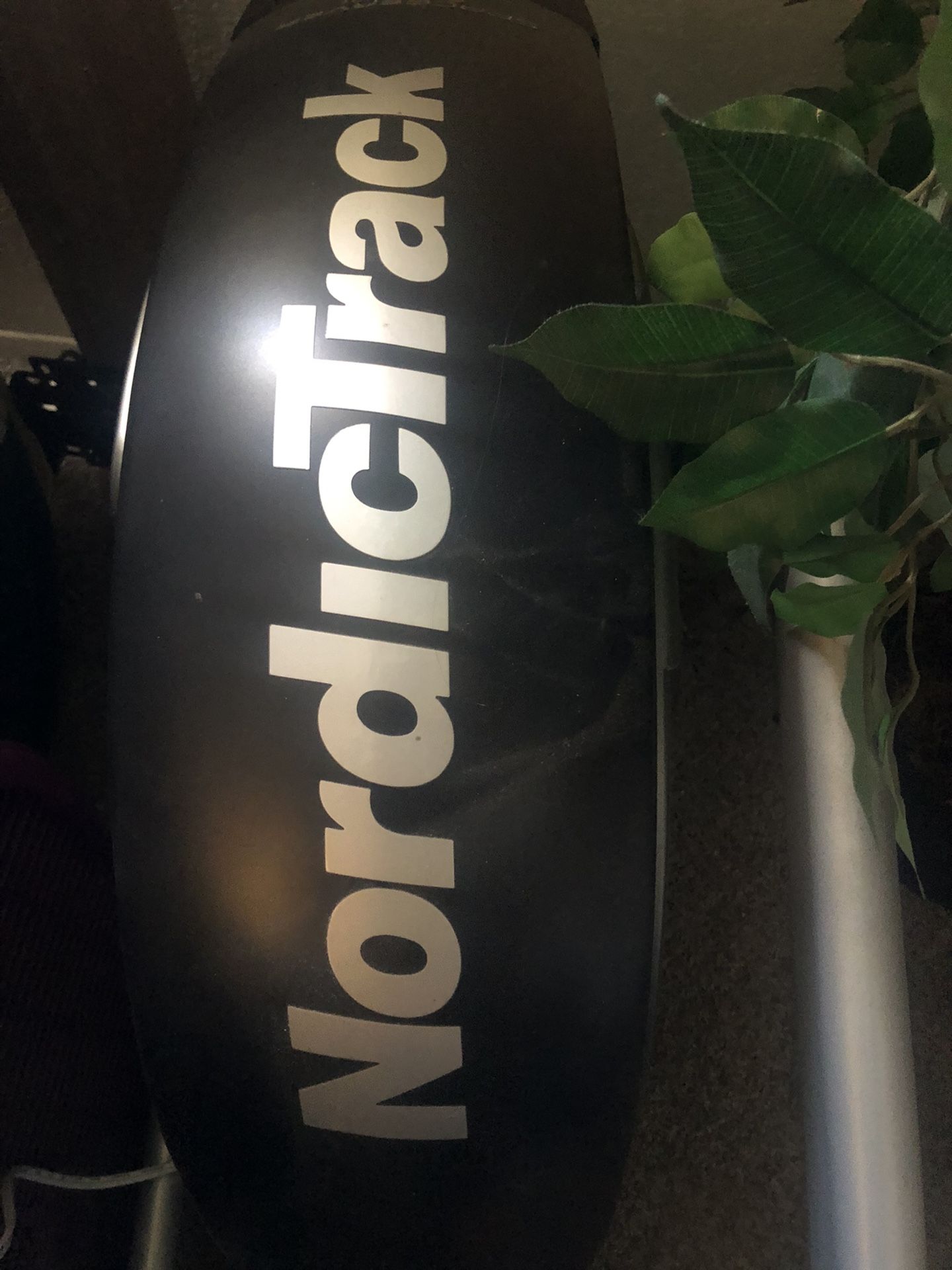 NordicTrack Elliptical Space savor Se 9i