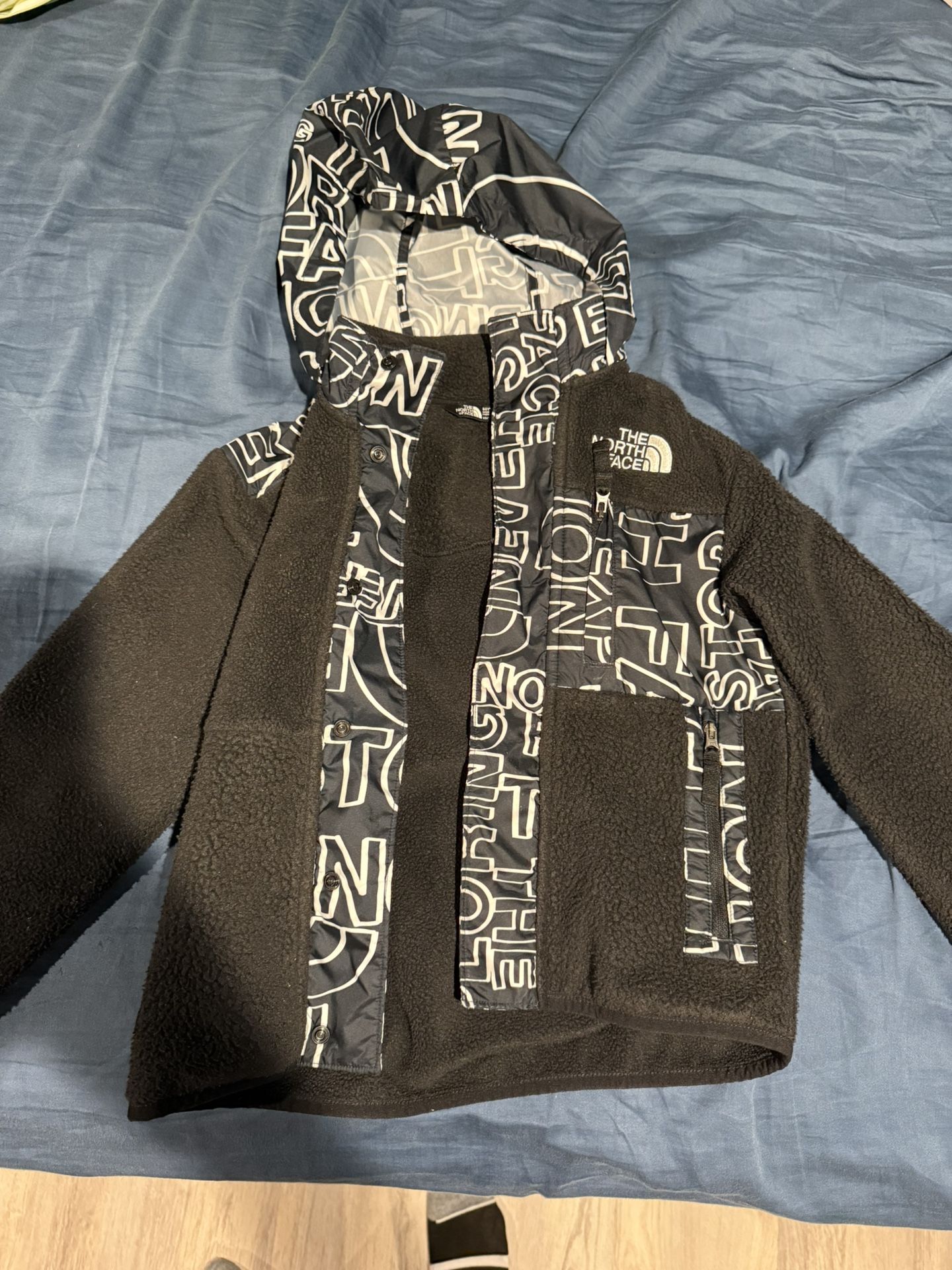 Kids Northface Size 6 (XS)