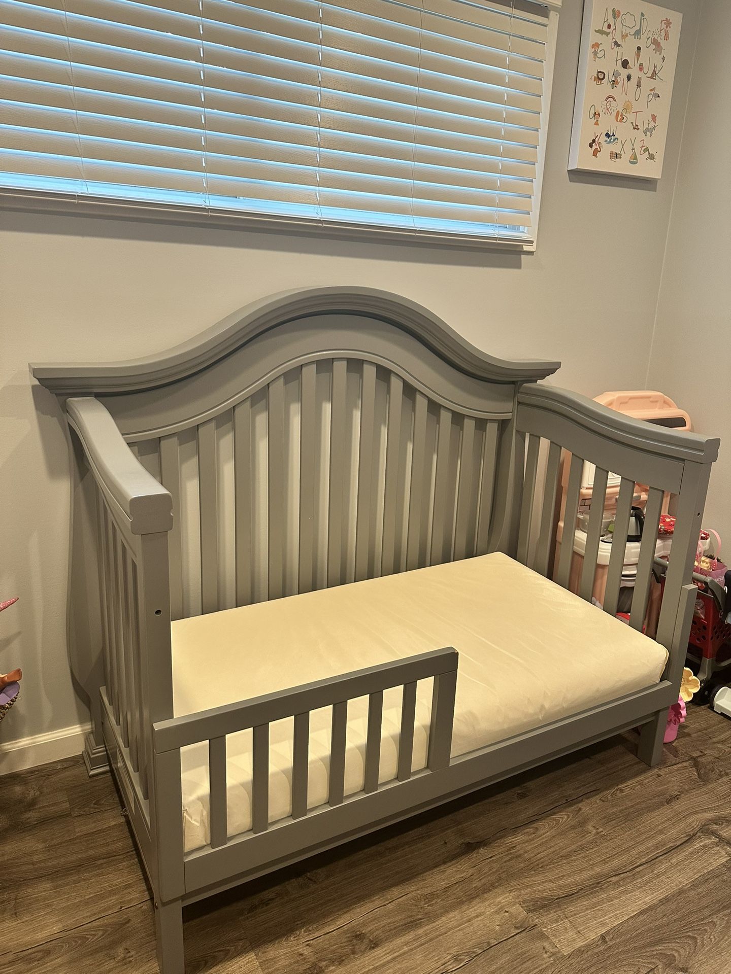 2 In 1 Crib To Toddler Bed