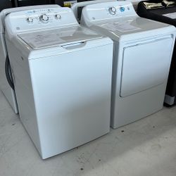 Complete GE Set Of 4.0 Cu Ft Top Load Washer W/ Agitator & 6.2 Cu Ft Electric Dryer For Only $818!