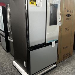 Samsung Bespoke 30 Cu Ft Refrigerator Family Hub New 