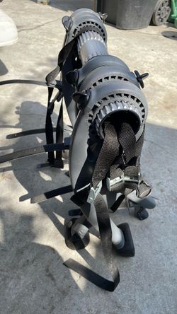Trunk mounted bike rack