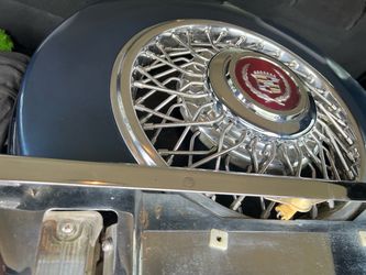 Continental kit fifth wheel