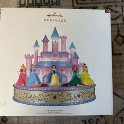 2019 Hallmark Disney Princess Live Your Story Tabletop Keepsake