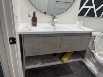 Bathroom vanity