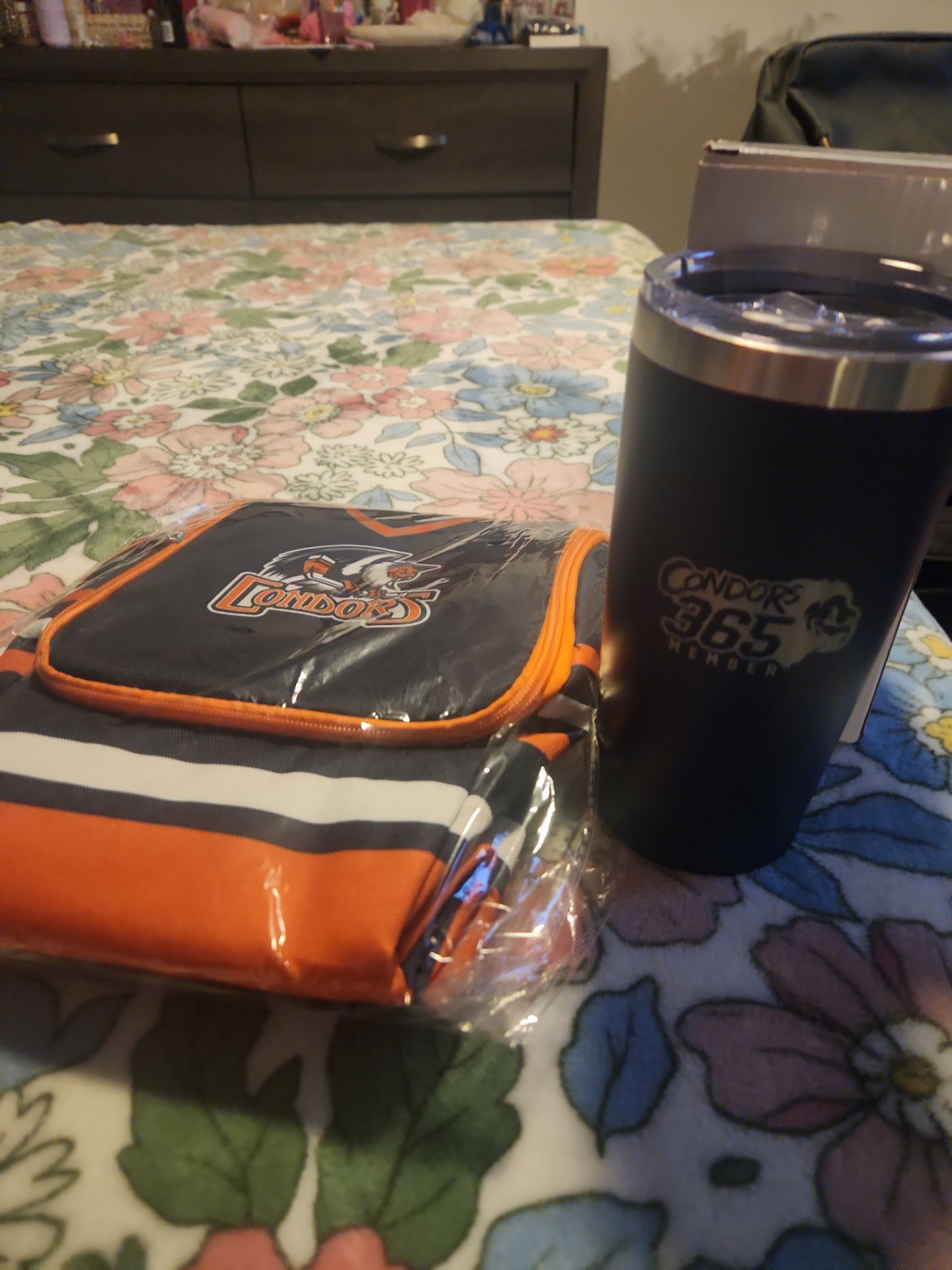 Condors lunch bag & cup both new