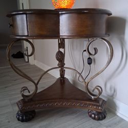 Accent Table
