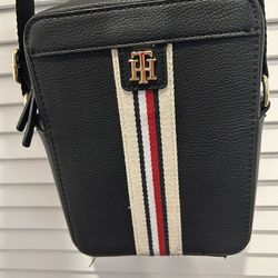 Crossbody Hilfiger bag / purse