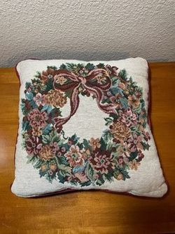 Christmas Wreath Tapestry Pillow