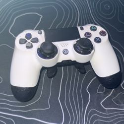 PS4 CONTROLLER SCUF