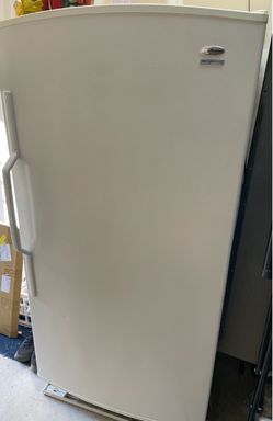 Freezer - FREE, needs repair