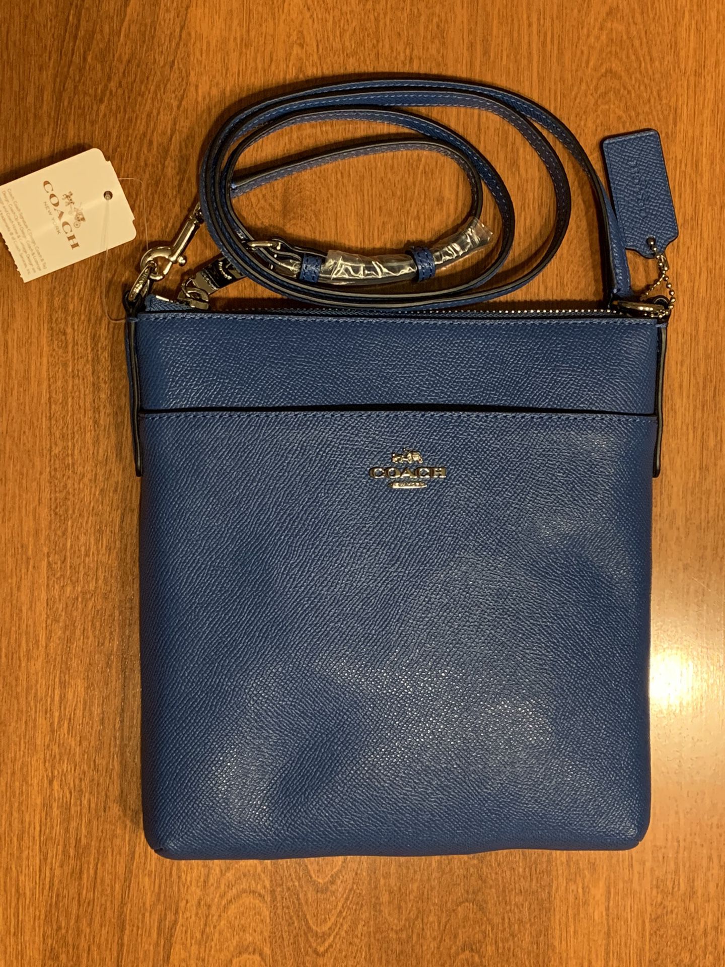 Coach Messenger Crossbody In Crossgrain Leather - Lapis Blue - #57954 Kitt - New with Tags