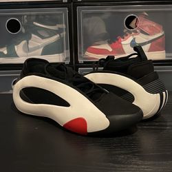 ADIDAS JAMES HARDEN VOL 8 SIZE 11