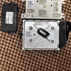 Dodge Charger Computer With Key