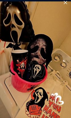 Scream Ghost Face Bucket Basket