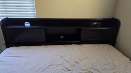 Full Size Day Bed with Dresser