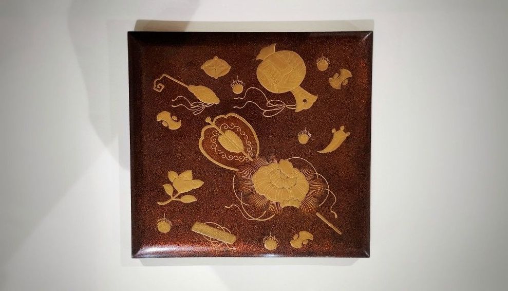 Antique Maki e Jūbako Lacquered 5 Tier Food Box with Storage Case (c. 1810s)