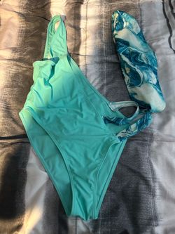 Bathing suit
