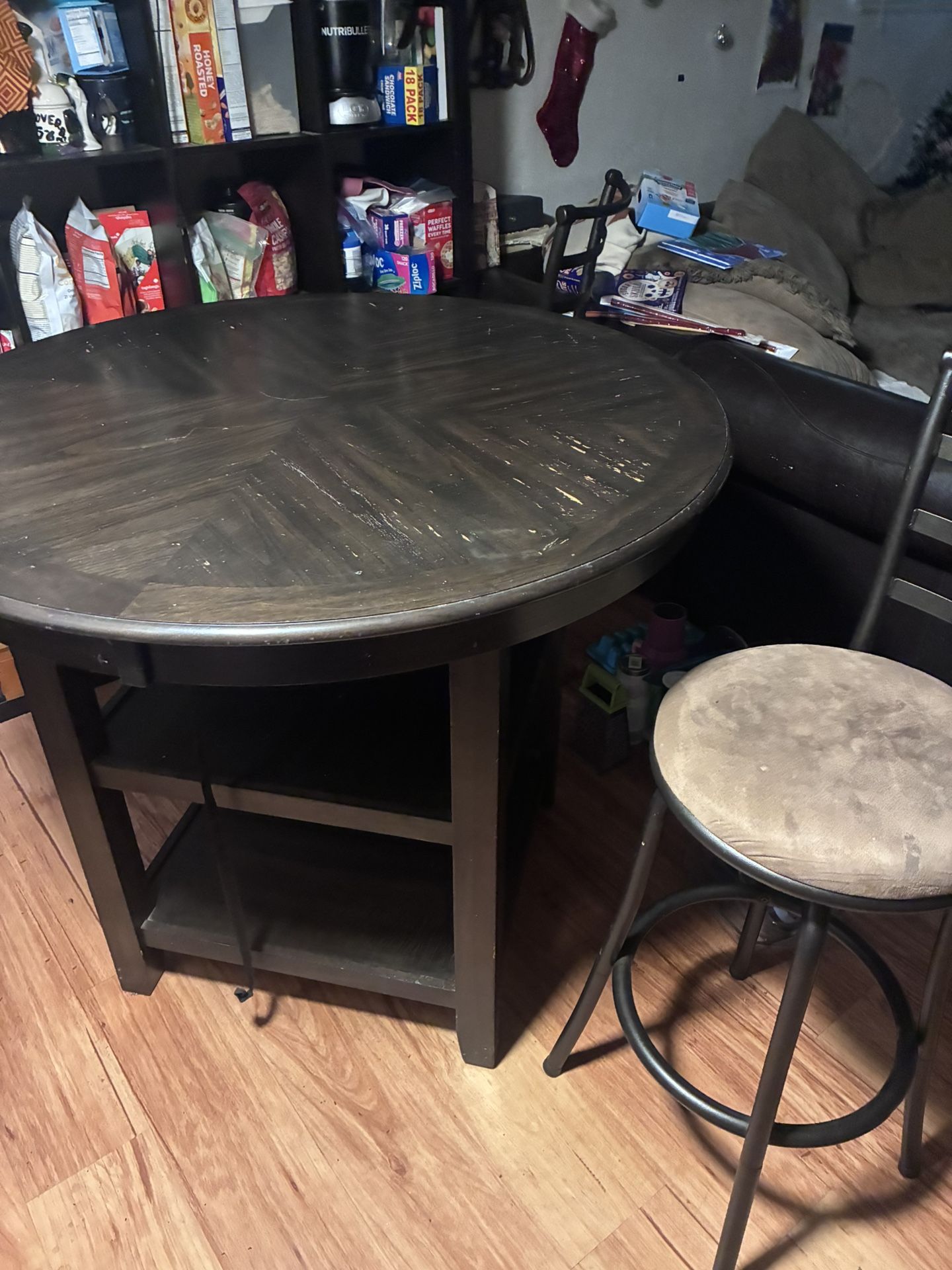 Kitchen Table And Chairs 