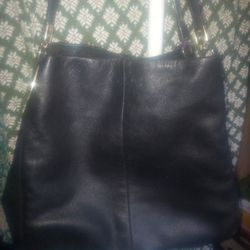 Black Leather Purse( Coach)