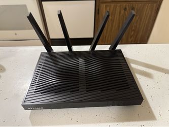 Nighthawk X8 AC5300 Tri-Band WiFi Router