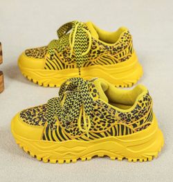Women shoes
