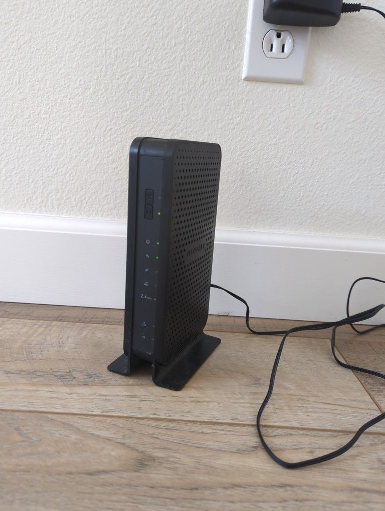 NETGEAR C3000 WiFi Cable Modem Router