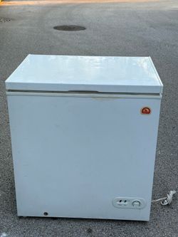 IGLOO FREEZER 5.3 Cu.Ft
