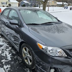 2011 Toyota S Corrolla 