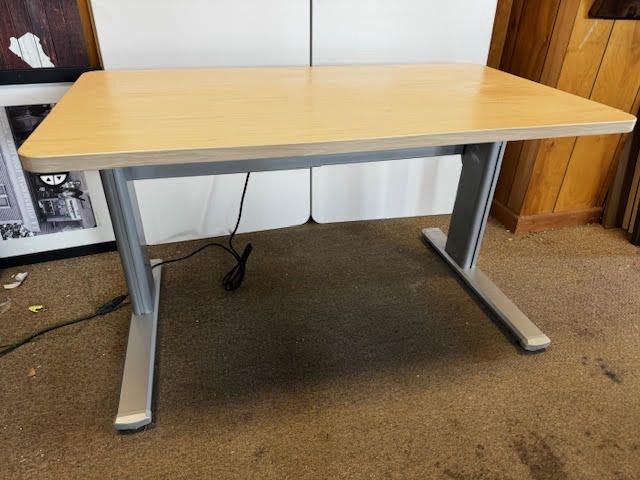 Steelcase Series 5 Standing Desk