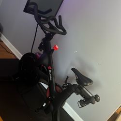 Peloton Bike 