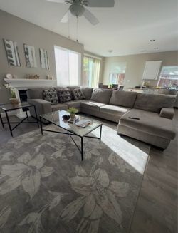 Large Gray Fabric Sectional Sofa with Chaise
