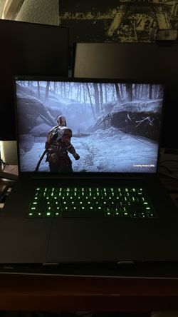 Razer Blade 18 RTX 4090 64gb ram 4tb SSD