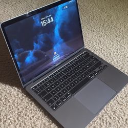 MacBook Air 13” 