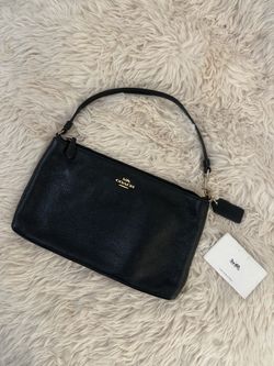 Coach Black Pebbled Leather Shoulder Bag Authentic w/ Tag & Care Card