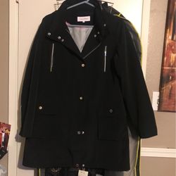 Women’s black jacket