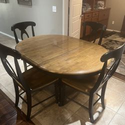 Dining Table With A Leaf
