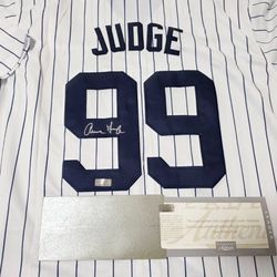 Aaron Judge Autograph Nike Jersey 