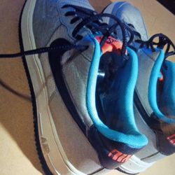 NIKE AIR FORCE 1   " SKY PACK" SIZE. 9