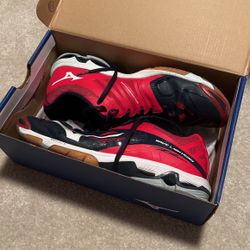 Mizuno Wave lightning Z4’s