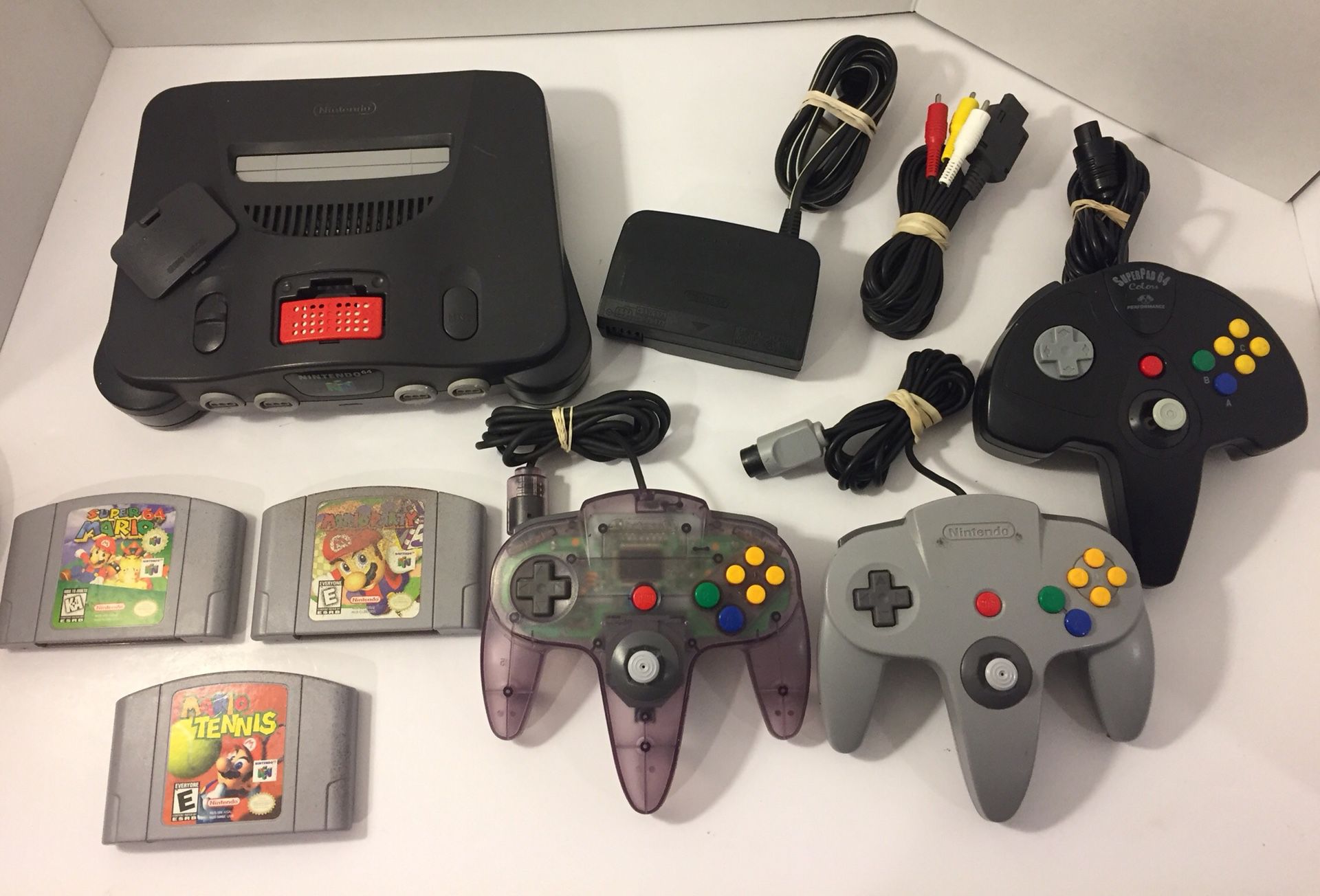 Nintendo 64 N64 System, Controllers and Games