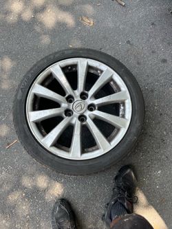 2014-2015 Lexus IS250 17" Alloy Wheels with Yokohama Tires / good price might go lower