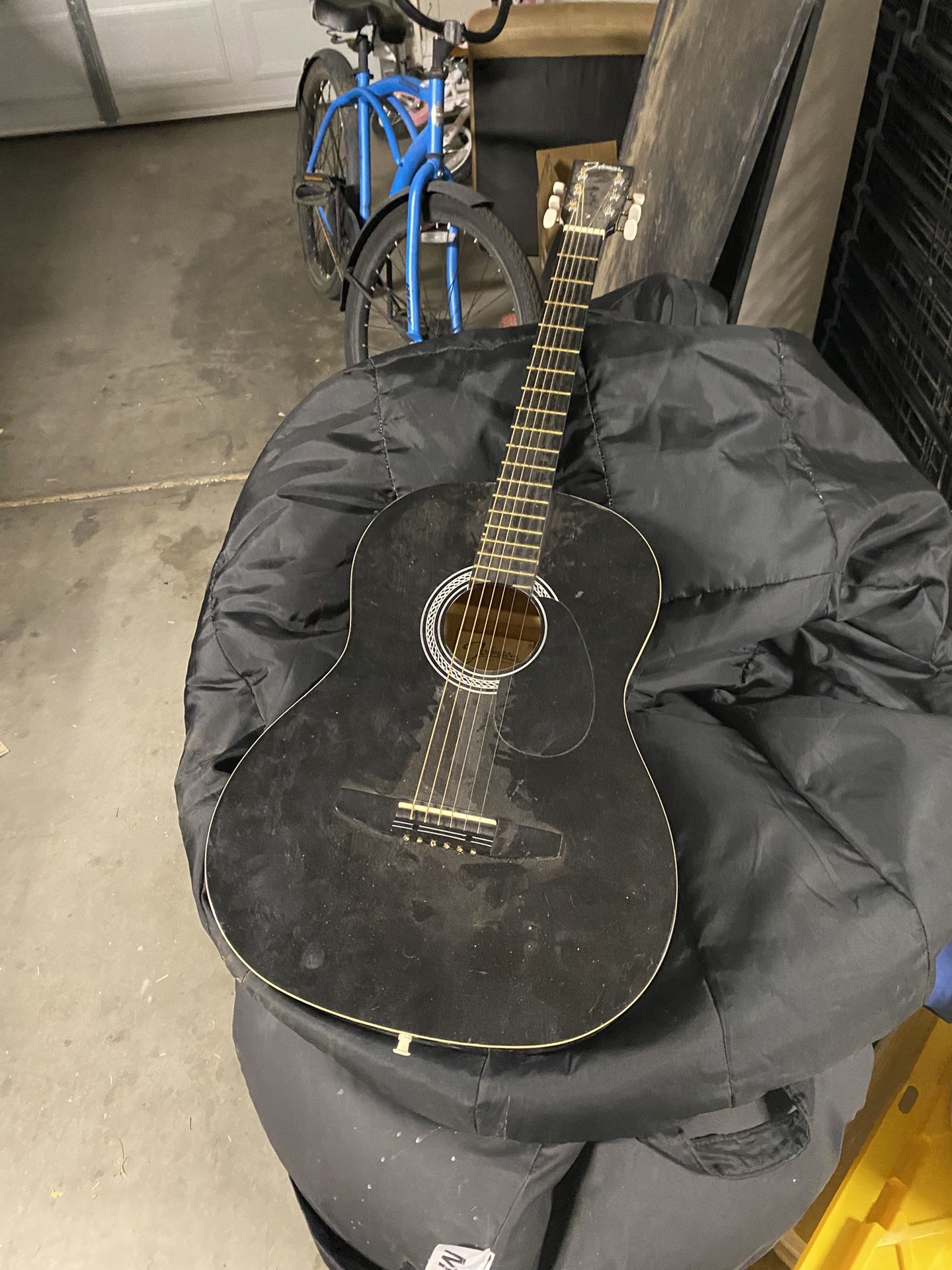 Guitar 