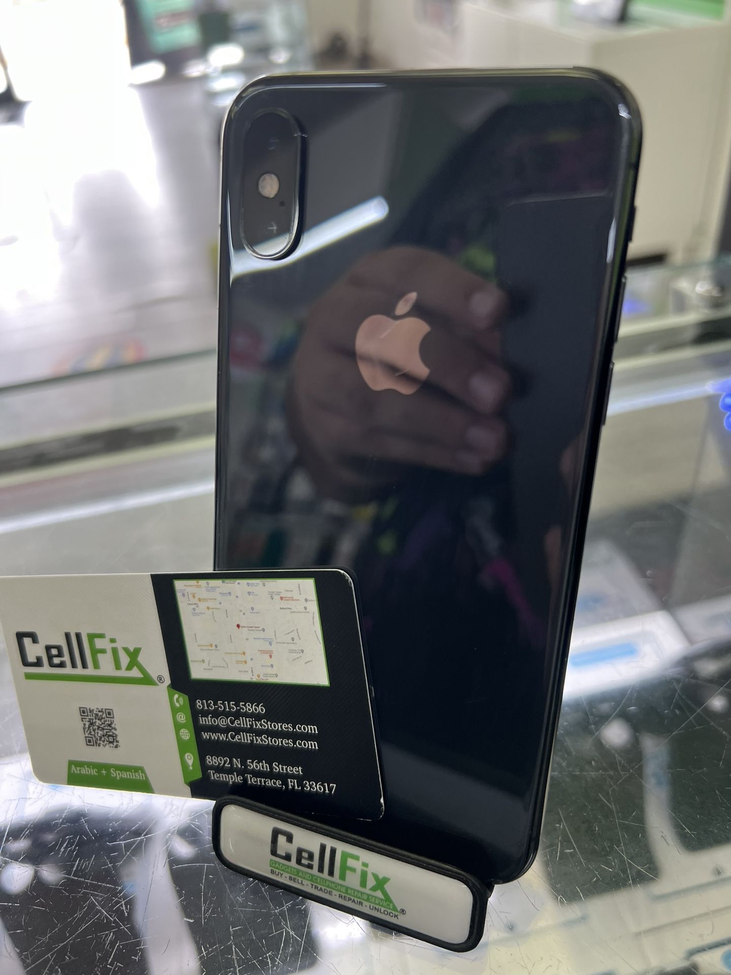 iPhone Xs 64gb Unlocked (black)