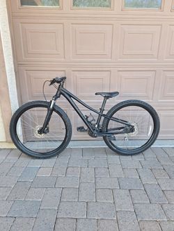 SPECIALIZED PITCH SPORT 27.5 INCH MOUNTAIN BIKE ( CHECK MY OTHER BIKES