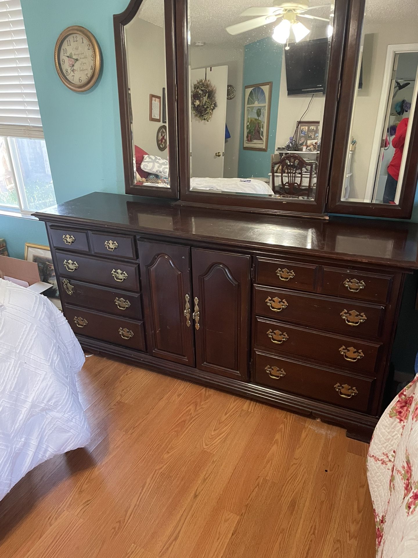 Wooden Dresser With Mirror