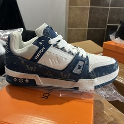 Louis Vuitton trainers 