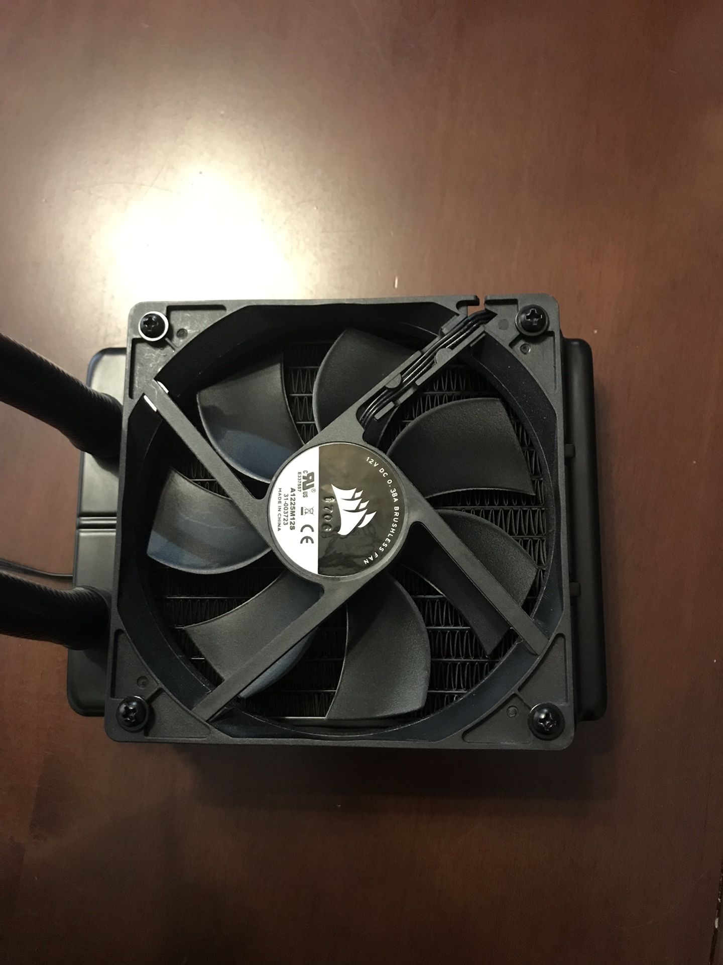Corsair H60 Hydro Series 120mm aio CPU Cooler and Mount for Sale in