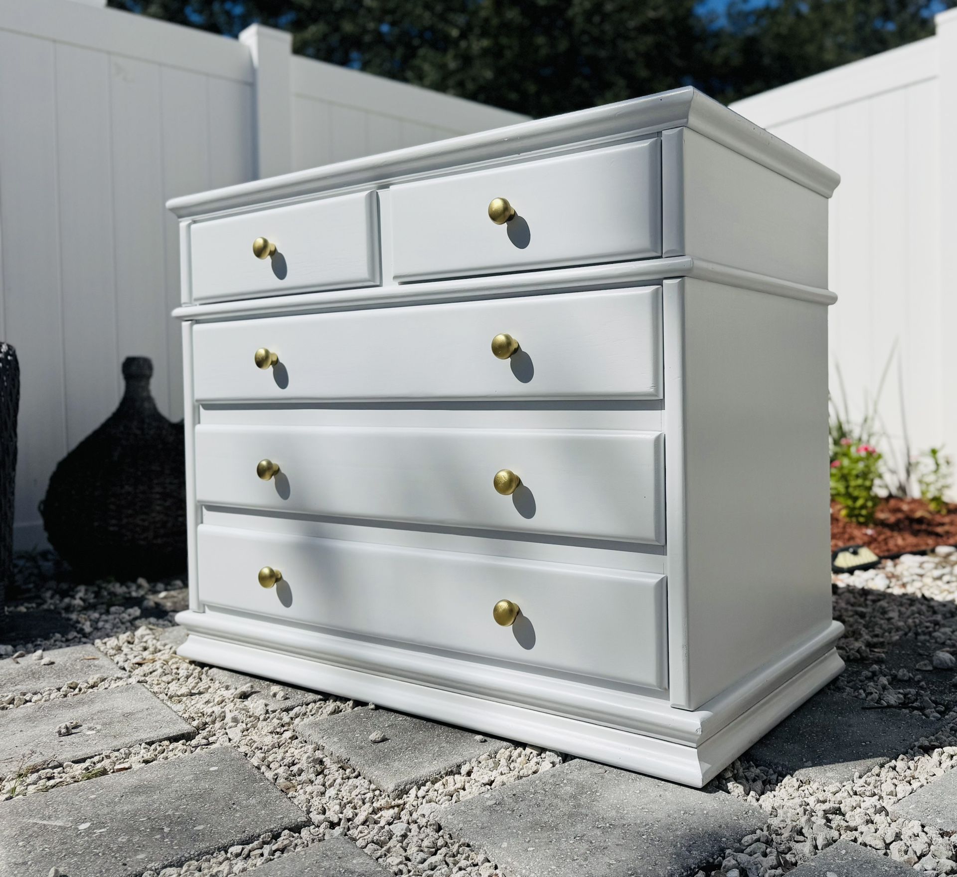 Solid Wood Dresser With 5 Drawers